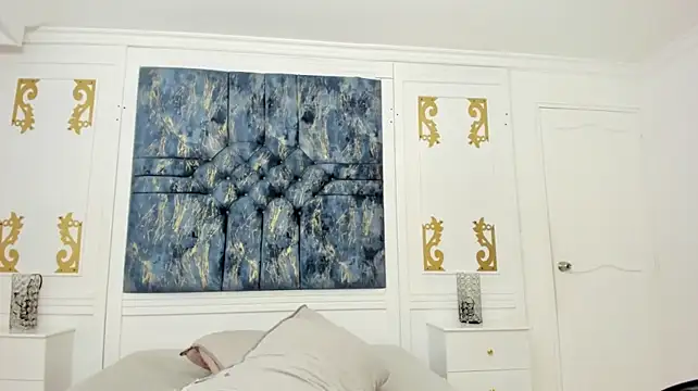 MiaTylorn Live XXX chat