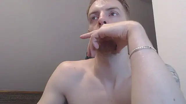 Chat XXX en directo de Milkyman7