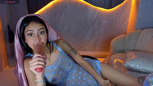 Chatroom XXX en direct de Tifany_Tx