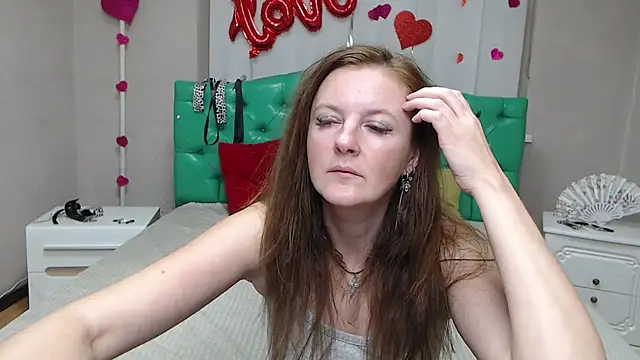 MeganPirs élő XXX-chatje