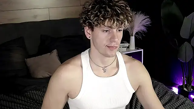ConnorBlake Chat XXX in diretta