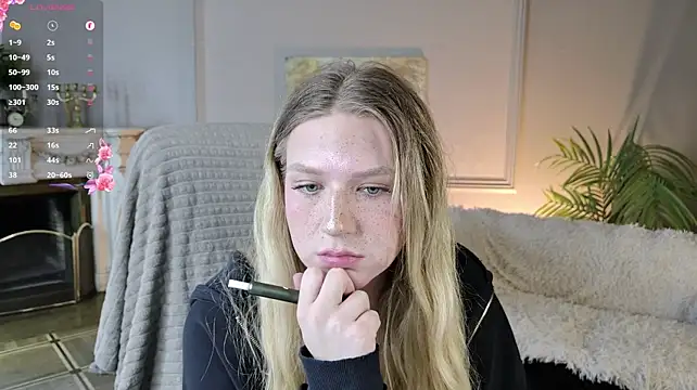 Jes_Solar élő XXX-chatje