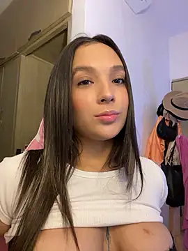 cutie_dance élő XXX-chatje