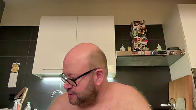 Chatroom XXX en direct de theitalianbear