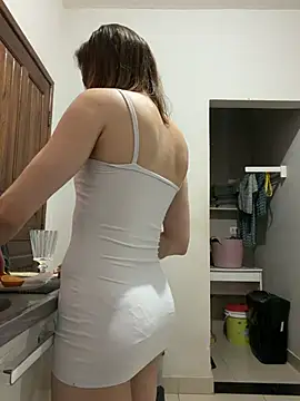 Irresistible37 Adlı Modelin Canlı XXX Sohbeti