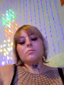 SpiderRose444 élő XXX-chatje