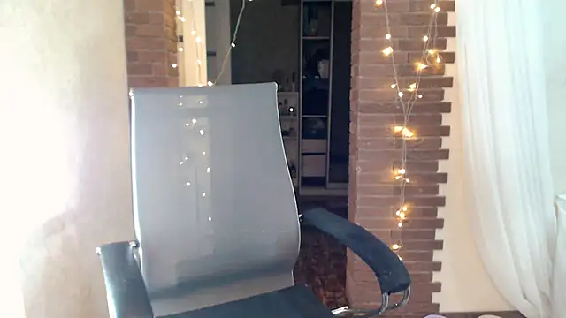 ms_kelarini 现场XXX聊天
