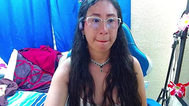 Gia_leinn's Live XXX Chat