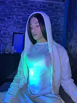 L4yl4 Show in webcam