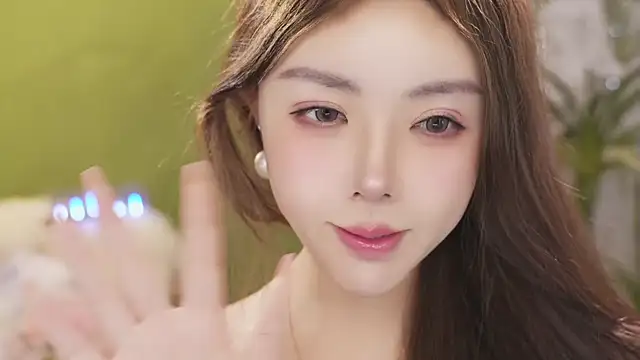 Czat XXX na żywo – Qiaoqiao__