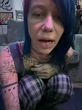 Toxii-n Live XXX chat