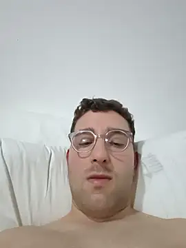 straightdude99n Live XXX chat