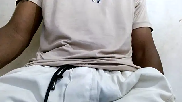 Chat XXX en directo de royblackbigpvt