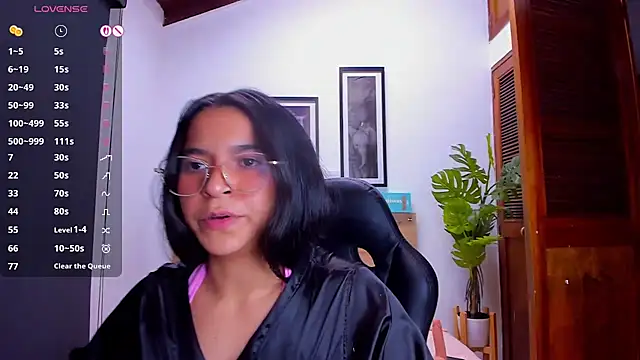lalytulu99n Live XXX chat