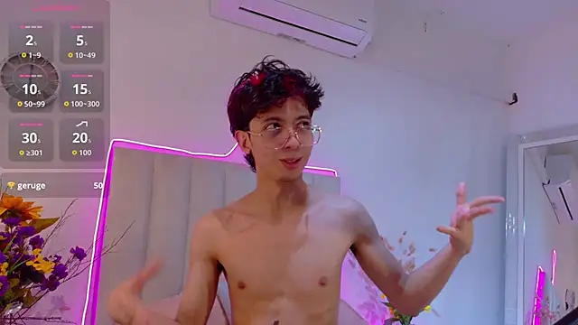 Twink_Sebas7 라이브 XXX 채팅