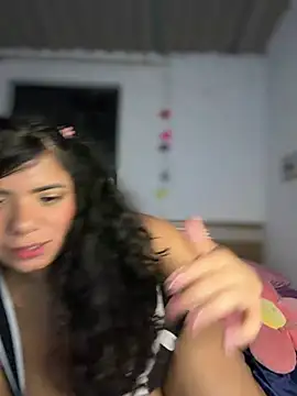 צ'אט XXX בשידור חי של Simone_Miller