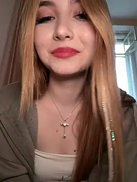 MarlboroWebn Live XXX chat