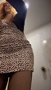 Sofii_gold's Live XXX Chat