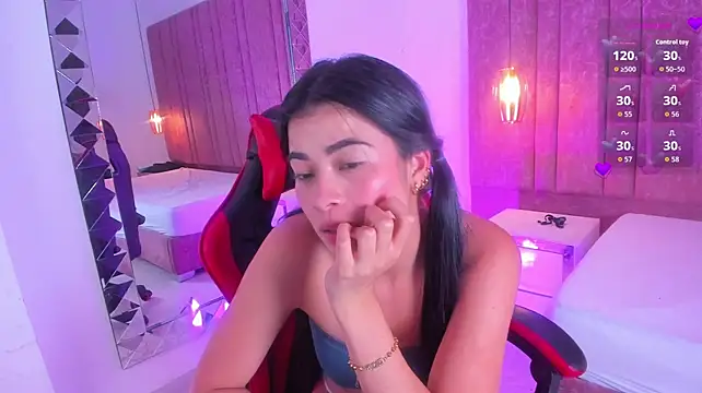 LilyHansn Live XXX chat