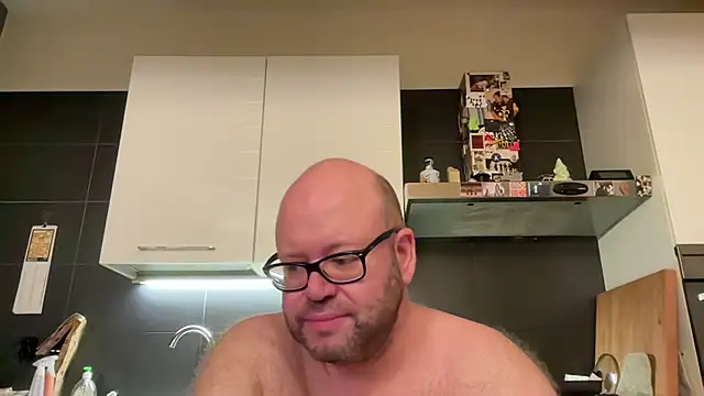 Živý XXX chat theitalianbear