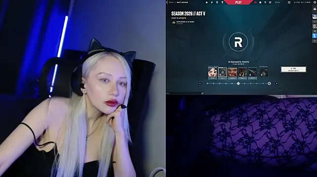 roxxyrowen Live XXX chat