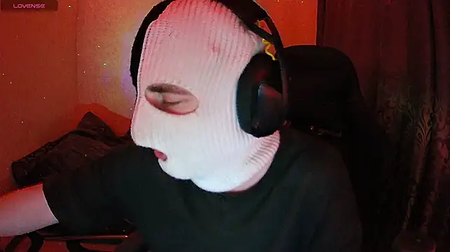 ZXCENSORED- Adlı Modelin Canlı XXX Sohbeti
