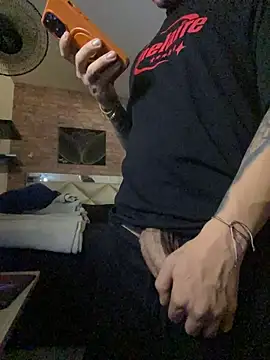 Chat XXX Live AlphaMasterXxx