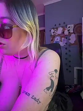 Chatroom XXX en direct de Granlady7