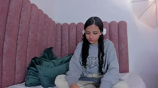 MiaLauren_ Live XXX-Chat
