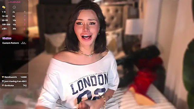 Chat +18 de ParisianDoll ao vivo