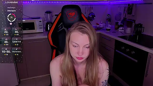 LuciaCuminosn Live XXX chat