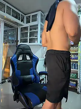 Czat XXX na żywo – OliverWest04
