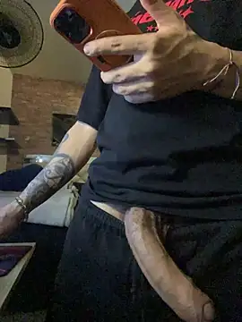 AlphaMasterXxx – Naživo XXX chat