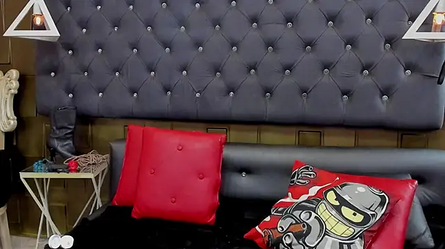 دردشة AlliceJelany الجنسية المباشرة