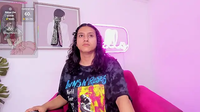 niia7 Adlı Modelin Canlı XXX Sohbeti