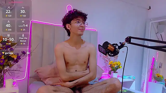 Twink_Sebas7 élő XXX-chatje