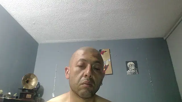 _bonnie_and_clyden Live XXX chat