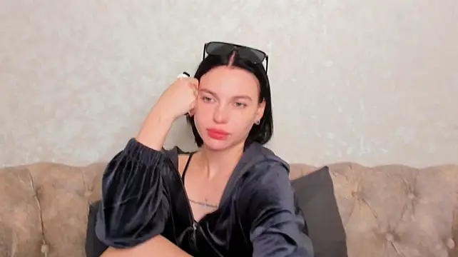 Nora_Finch Live XXX-Chat
