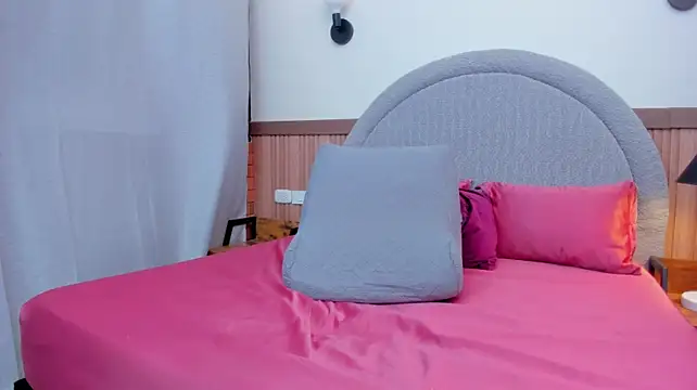 mia_milffn Live XXX chat