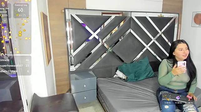 SkyCollinsn Live XXX chat