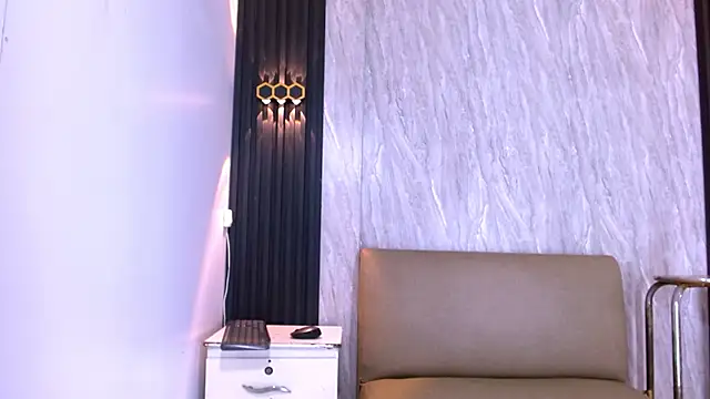 Brandon_Mark_ Live XXX-chat
