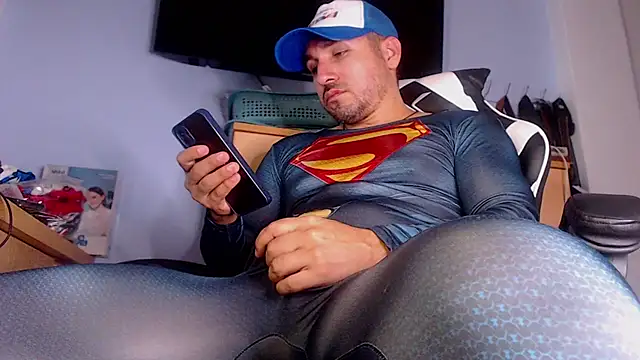 Chat XXX en directo de MikeMiller2