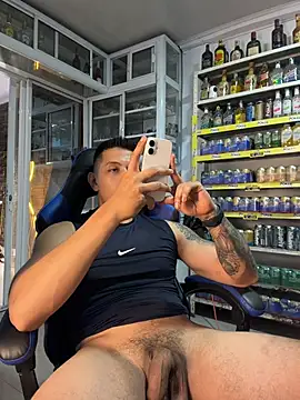 OliverWest04 Live XXX-Chat