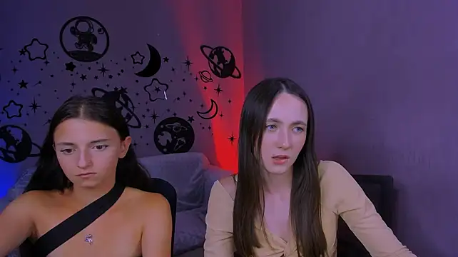 bella_dorn's Webcam Show