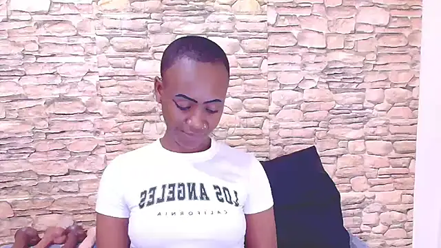 EbonyOlive69's Webcam Show