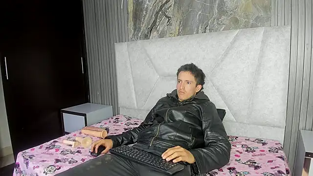 SummerAndErick_HLn Live XXX chat