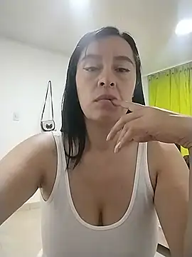 hailey85's Live XXX Chat