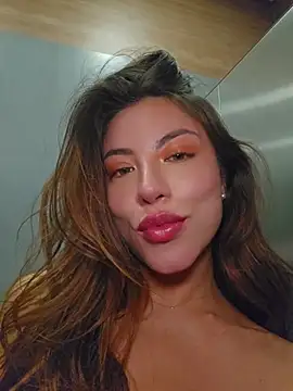 Karen_San_Miguel Adlı Modelin Canlı XXX Sohbeti