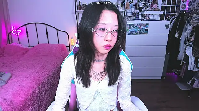 ashleywowmeown Live XXX chat