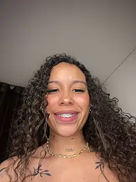 MarieLeon élő XXX-chatje